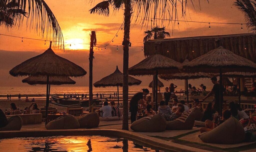 Mano-beach-house-Seminyak-balifoodandtravel