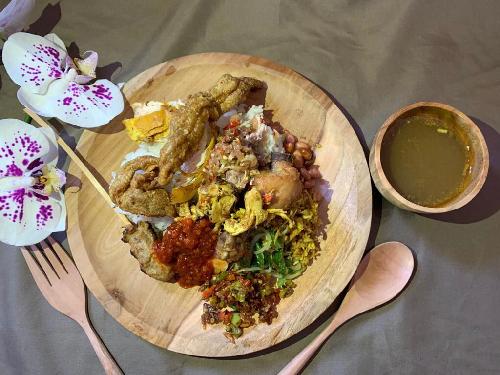 bali restaurant, sanur restaurant, local food